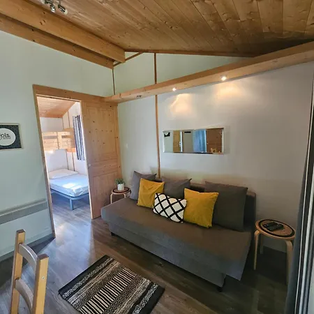 Chalet Ae Village *